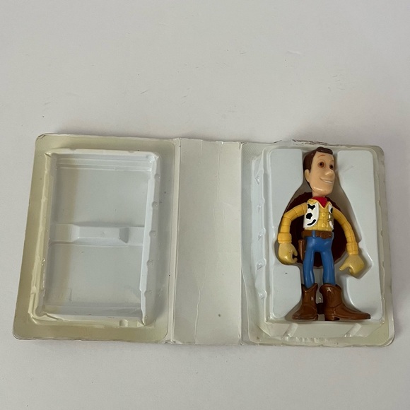 Vintage McDonalds Walt Disney Masterpiece Collection TOY STORY - WOODY- - Picture 5 of 5